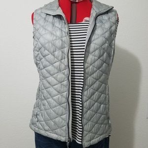 North Face Thermoball lightweight puffer vest